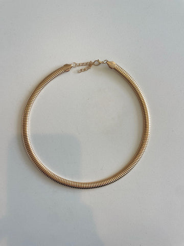 Gold choker