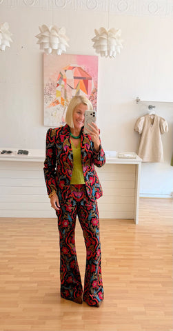 Elizabeth blazer